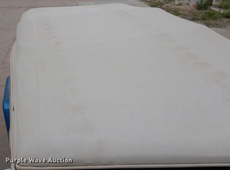 image for item IQ9468 1950 Willy's Jeepster  convertible SUV