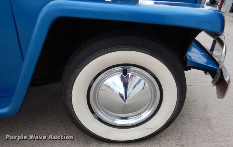 image for item IQ9468 1950 Willy's Jeepster  convertible SUV