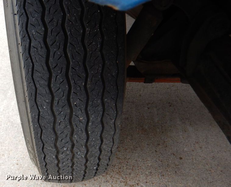 image for item IQ9468 1950 Willy's Jeepster  convertible SUV