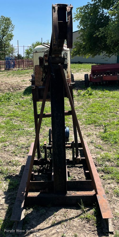 image for item IR9811 Curtis D10-36 oil pump jack