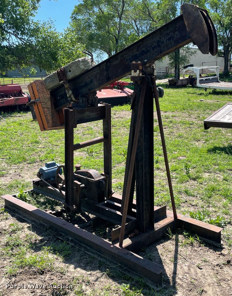 image for item IR9811 Curtis D10-36 oil pump jack