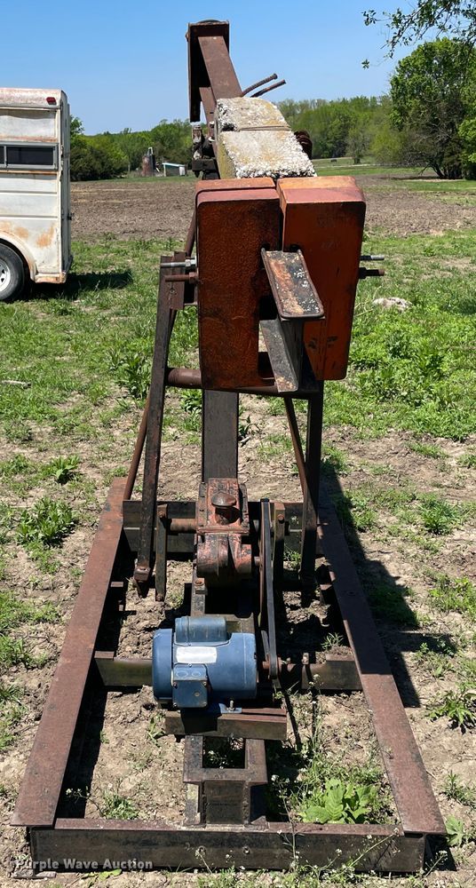 image for item IR9811 Curtis D10-36 oil pump jack