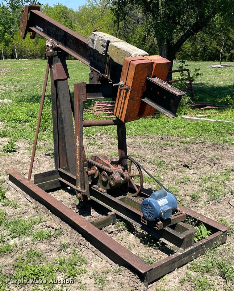 image for item IR9811 Curtis D10-36 oil pump jack