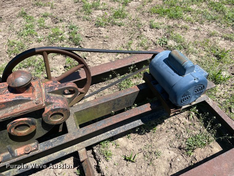 image for item IR9811 Curtis D10-36 oil pump jack