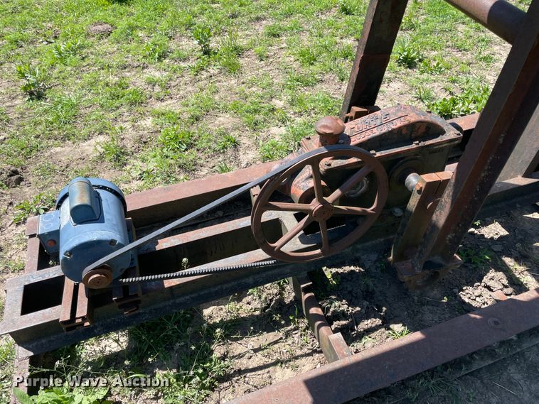 image for item IR9811 Curtis D10-36 oil pump jack