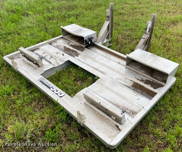 image for item IR9967 Headache rack