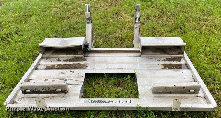 image for item IR9967 Headache rack