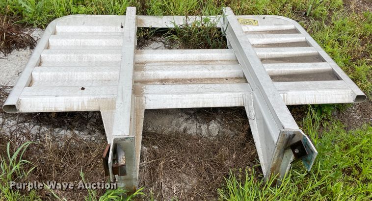 image for item IR9968 Headache rack