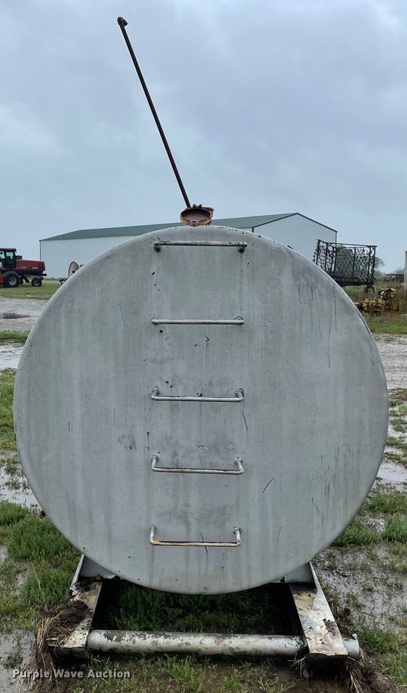 image for item IR9969 Fuel tank