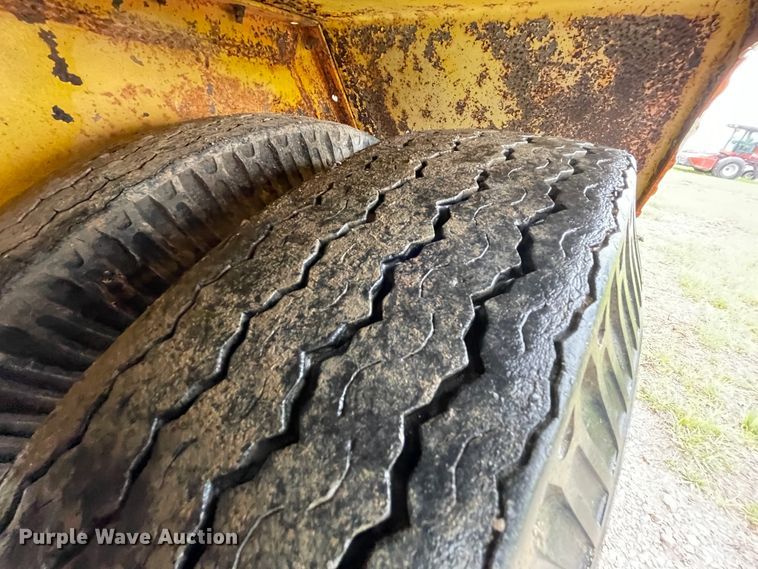 image for item IR9974 Reel trailer