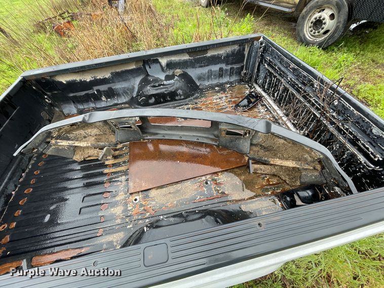 image for item IR9977 Ford pickup truck bed