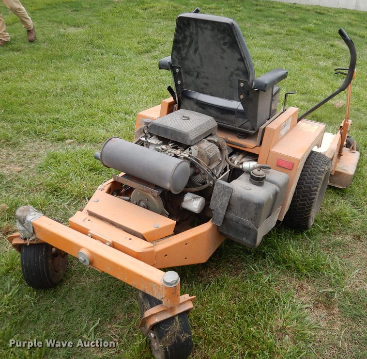 image for item IS9146 Woods 5182  ZTR lawn mower