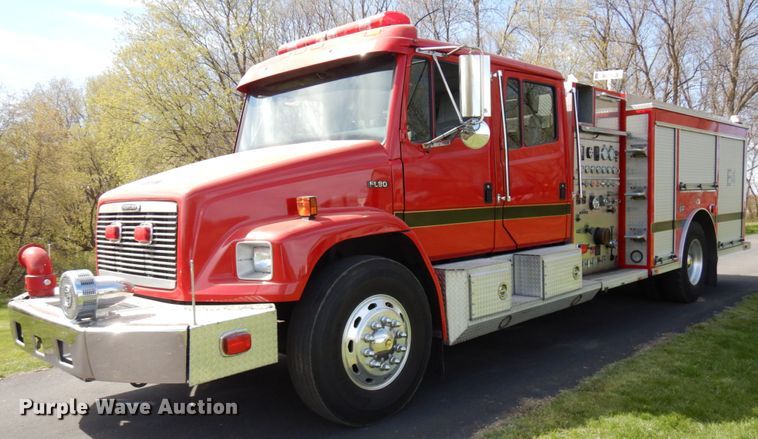 image for item IT9253 2001 Freightliner FL80  pumper fire truck