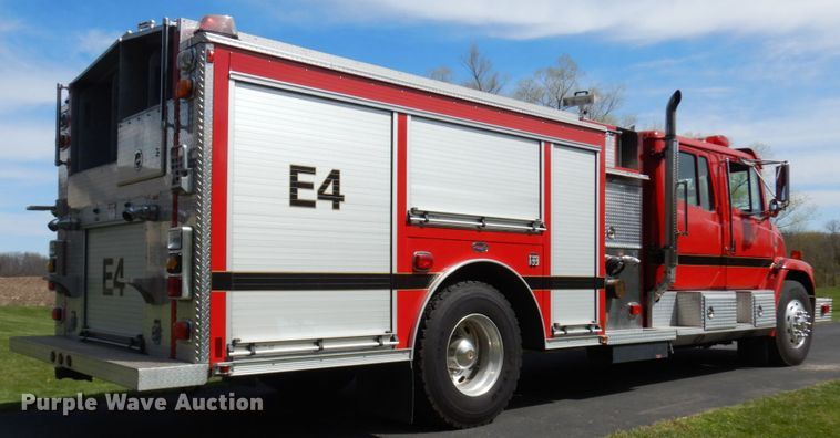 image for item IT9253 2001 Freightliner FL80  pumper fire truck