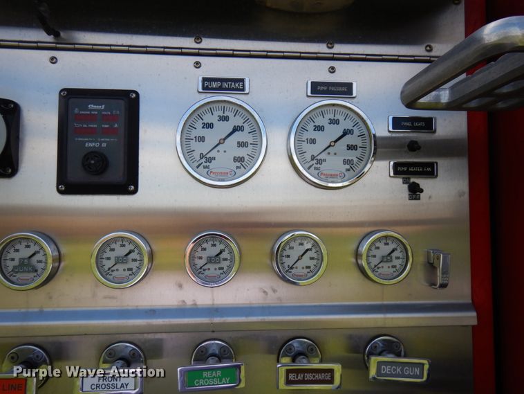 image for item IT9253 2001 Freightliner FL80  pumper fire truck