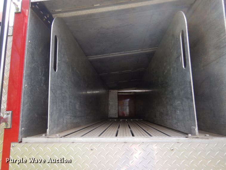 image for item IT9253 2001 Freightliner FL80  pumper fire truck