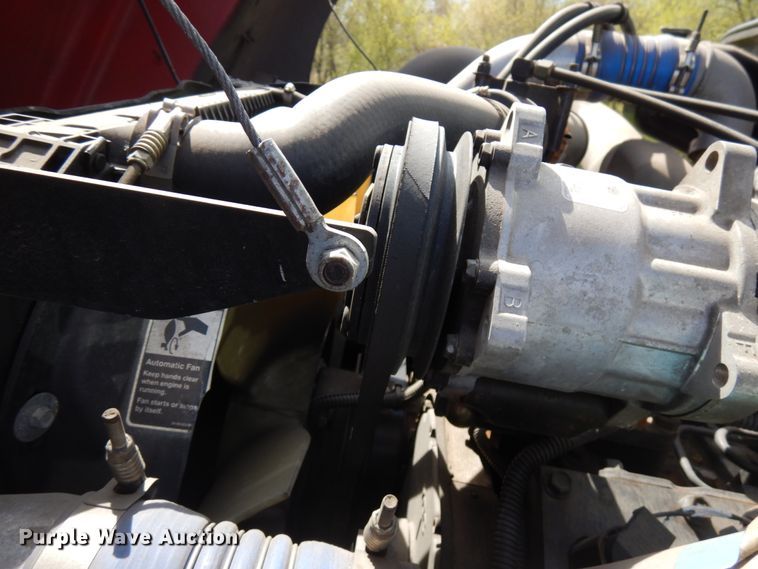 image for item IT9253 2001 Freightliner FL80  pumper fire truck