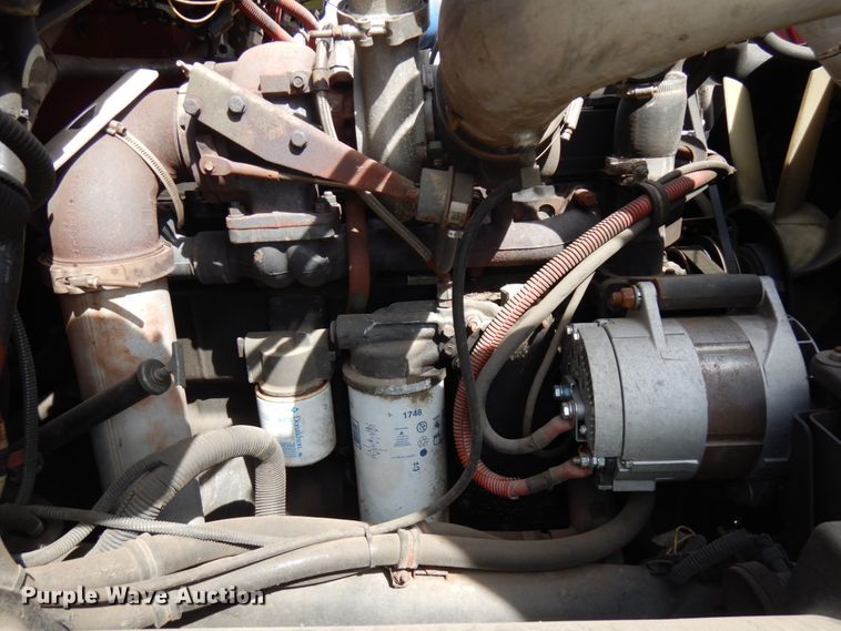 image for item IT9253 2001 Freightliner FL80  pumper fire truck