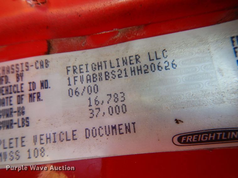 image for item IT9253 2001 Freightliner FL80  pumper fire truck