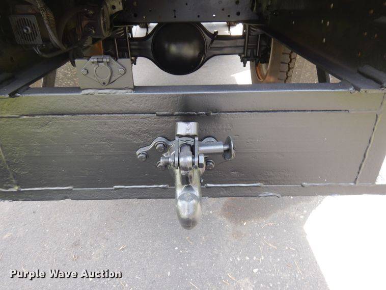 image for item IT9257 2004 GMC C7500  forestry bucket truck