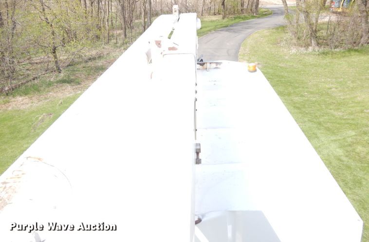 image for item IT9257 2004 GMC C7500  forestry bucket truck