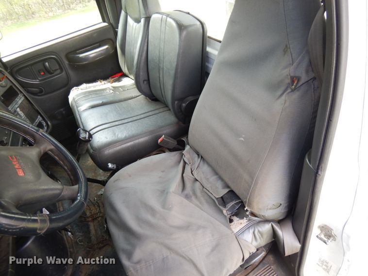 image for item IT9257 2004 GMC C7500  forestry bucket truck