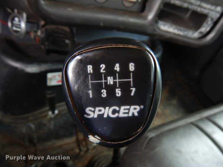 image for item IT9257 2004 GMC C7500  forestry bucket truck