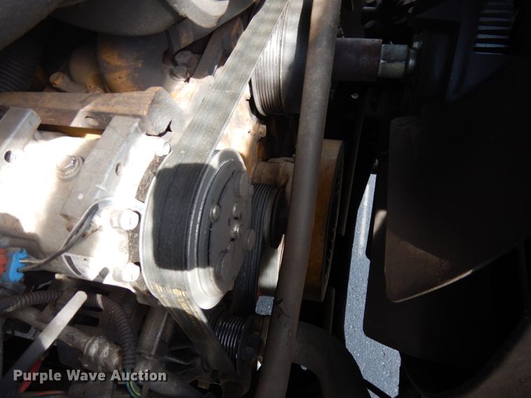 image for item IT9257 2004 GMC C7500  forestry bucket truck