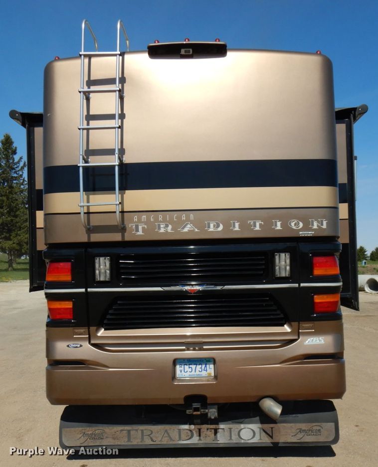 image for item IT9311 2006 Fleetwood American Tradition  RV