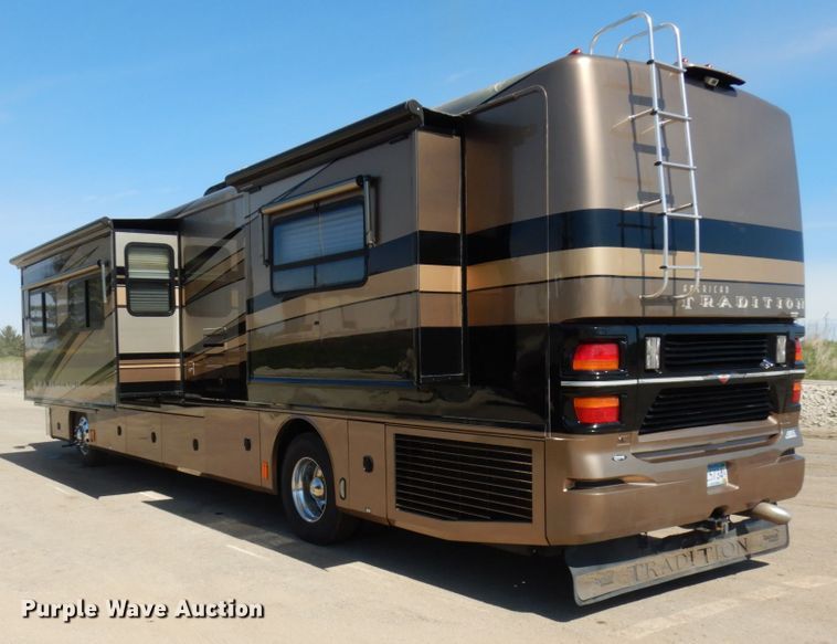 image for item IT9311 2006 Fleetwood American Tradition  RV