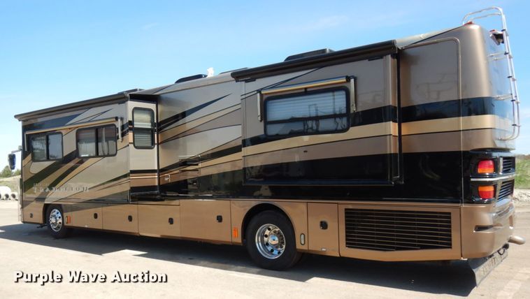 image for item IT9311 2006 Fleetwood American Tradition  RV