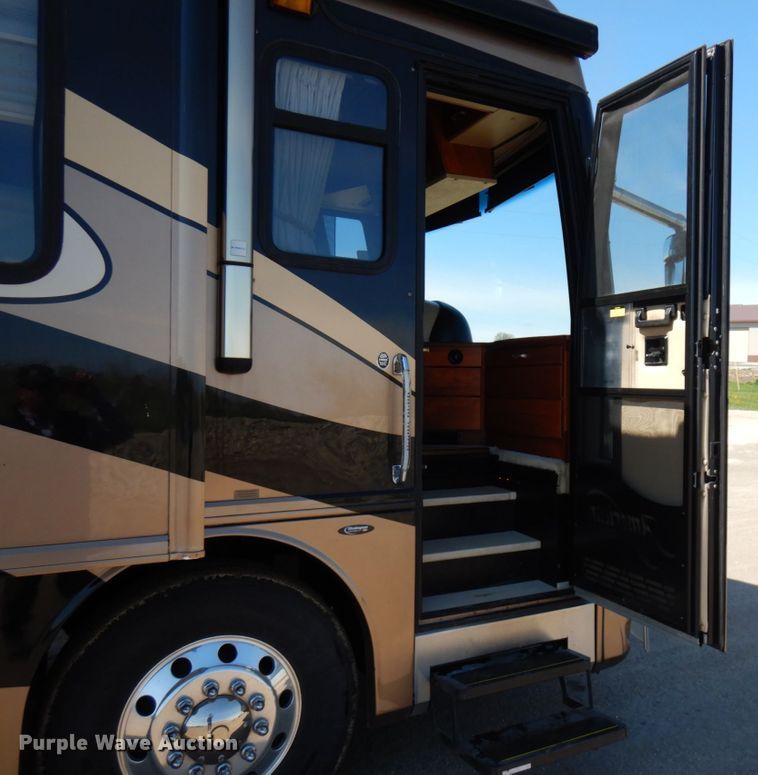 image for item IT9311 2006 Fleetwood American Tradition  RV