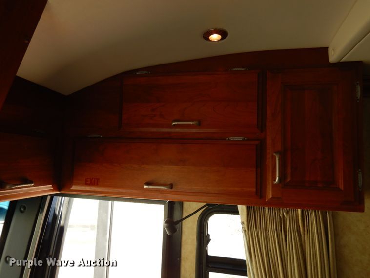 image for item IT9311 2006 Fleetwood American Tradition  RV