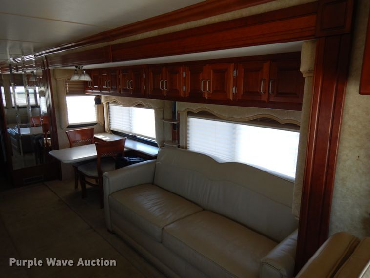 image for item IT9311 2006 Fleetwood American Tradition  RV