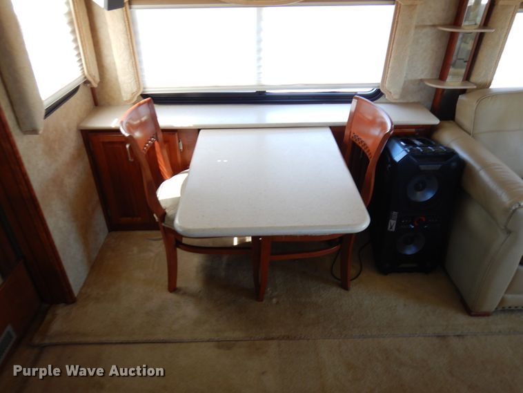 image for item IT9311 2006 Fleetwood American Tradition  RV