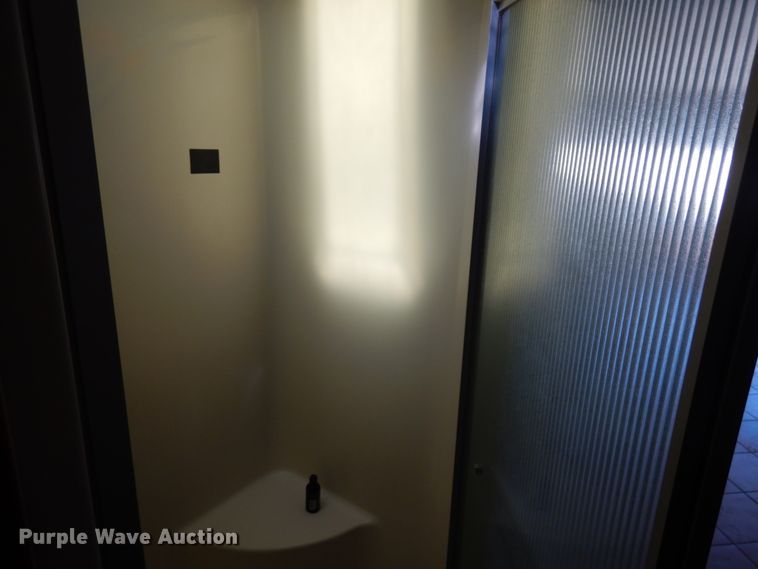 image for item IT9311 2006 Fleetwood American Tradition  RV