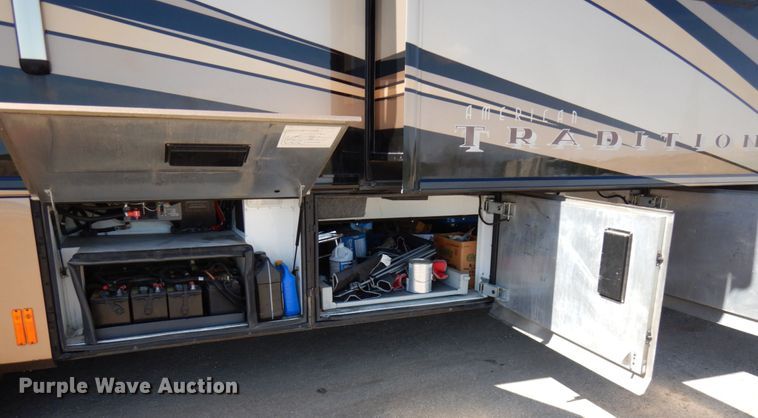 image for item IT9311 2006 Fleetwood American Tradition  RV