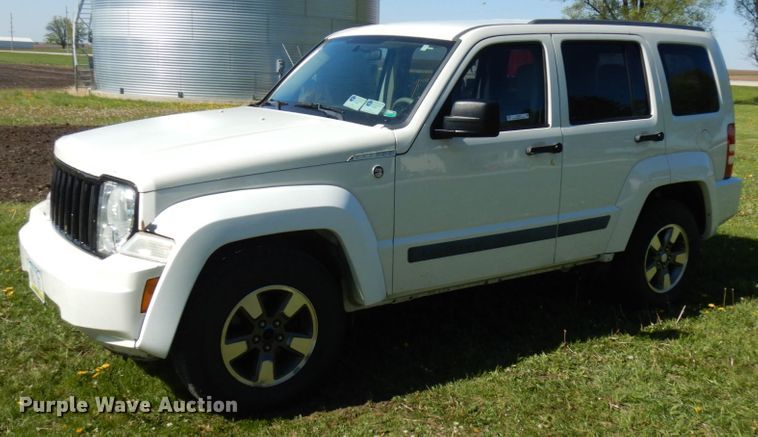 image for item IT9377 2008 Jeep Liberty  SUV