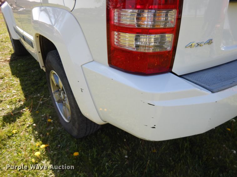 image for item IT9377 2008 Jeep Liberty  SUV