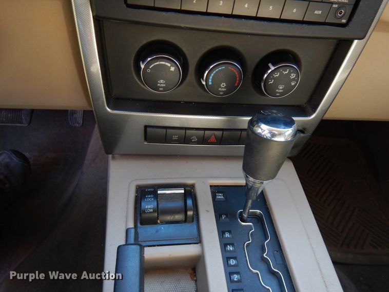 image for item IT9377 2008 Jeep Liberty  SUV