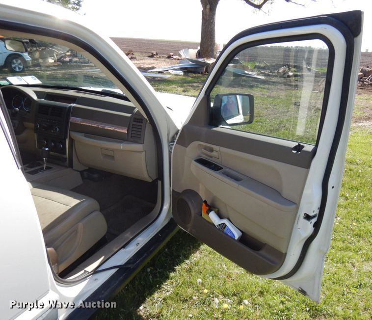 image for item IT9377 2008 Jeep Liberty  SUV