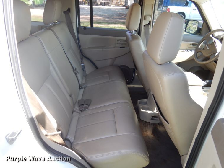 image for item IT9377 2008 Jeep Liberty  SUV