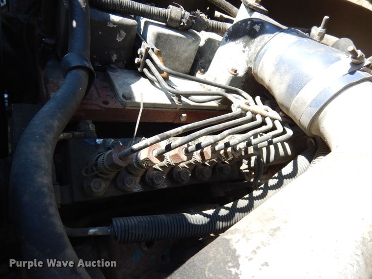 image for item IT9379 1998 Ford F800  dump flatbed truck