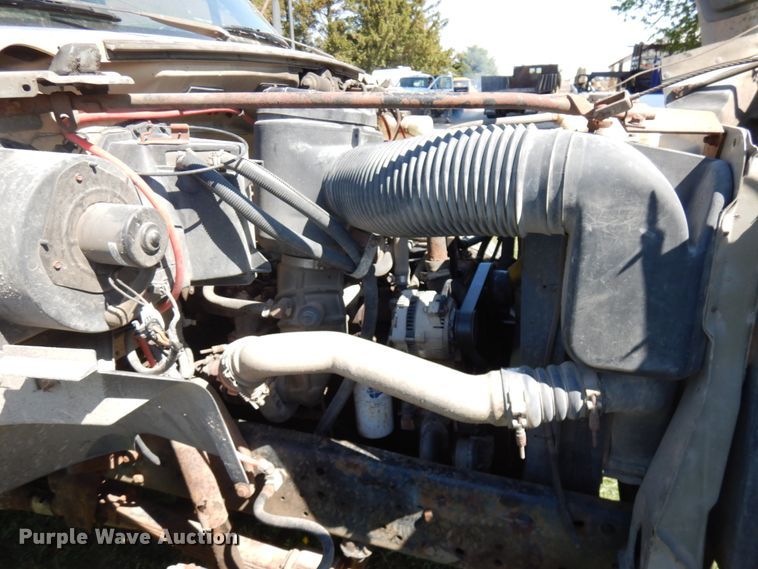 image for item IT9379 1998 Ford F800  dump flatbed truck