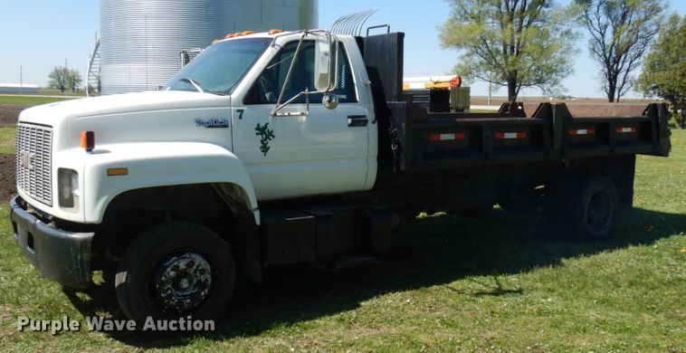 image for item IT9380 1996 GMC TopKick 6500  dump flatbed truck