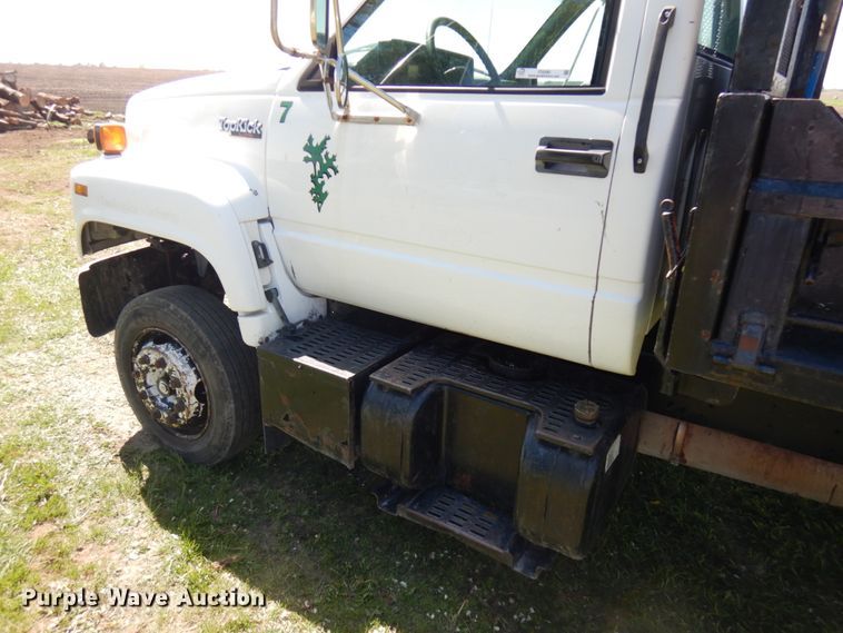 image for item IT9380 1996 GMC TopKick 6500  dump flatbed truck