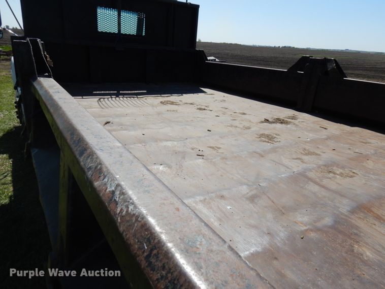 image for item IT9380 1996 GMC TopKick 6500  dump flatbed truck