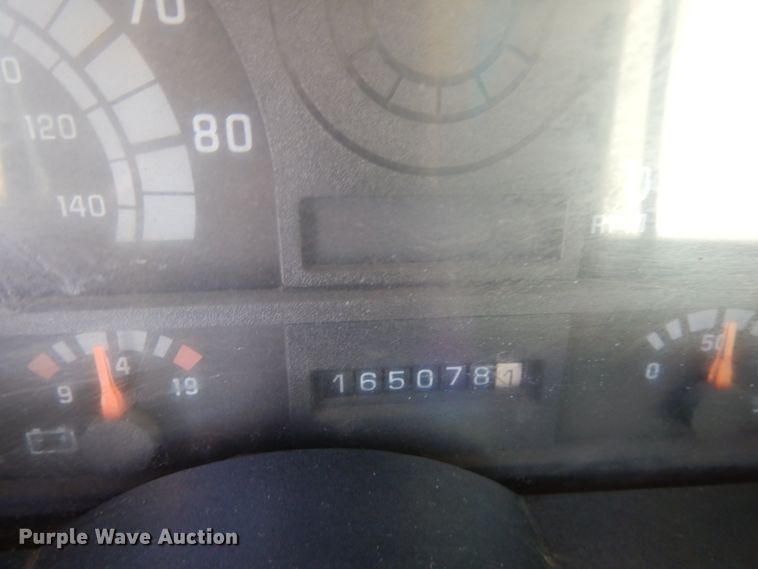 image for item IT9380 1996 GMC TopKick 6500  dump flatbed truck