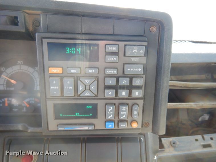 image for item IT9380 1996 GMC TopKick 6500  dump flatbed truck