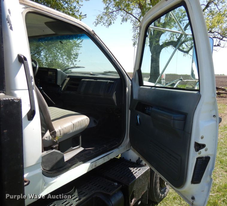 image for item IT9380 1996 GMC TopKick 6500  dump flatbed truck